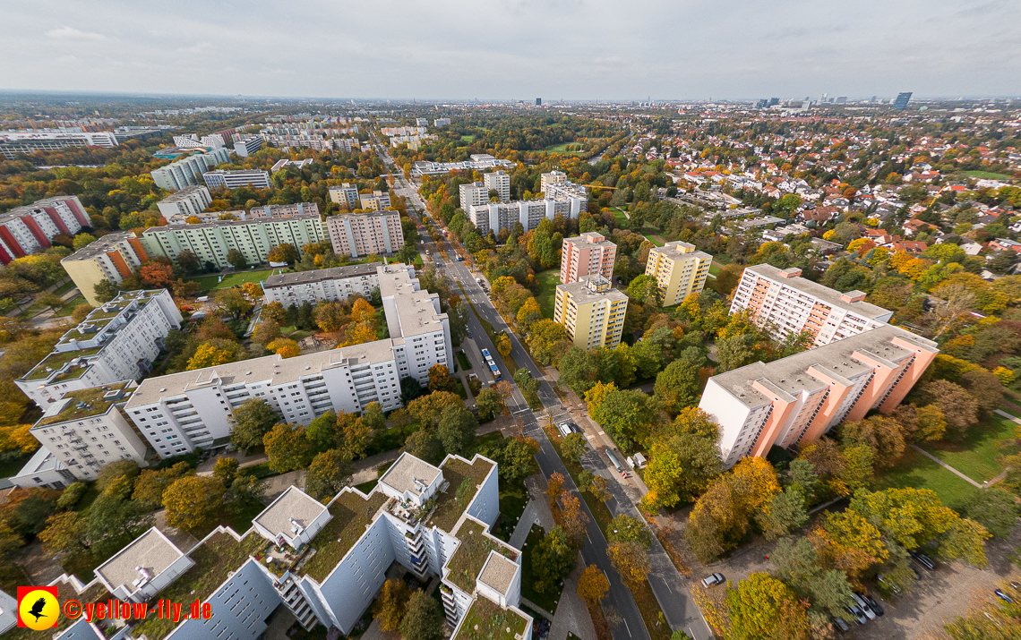 13.10.2022 - Fassadensnaierung am Karl-Marx-Ring 11-21